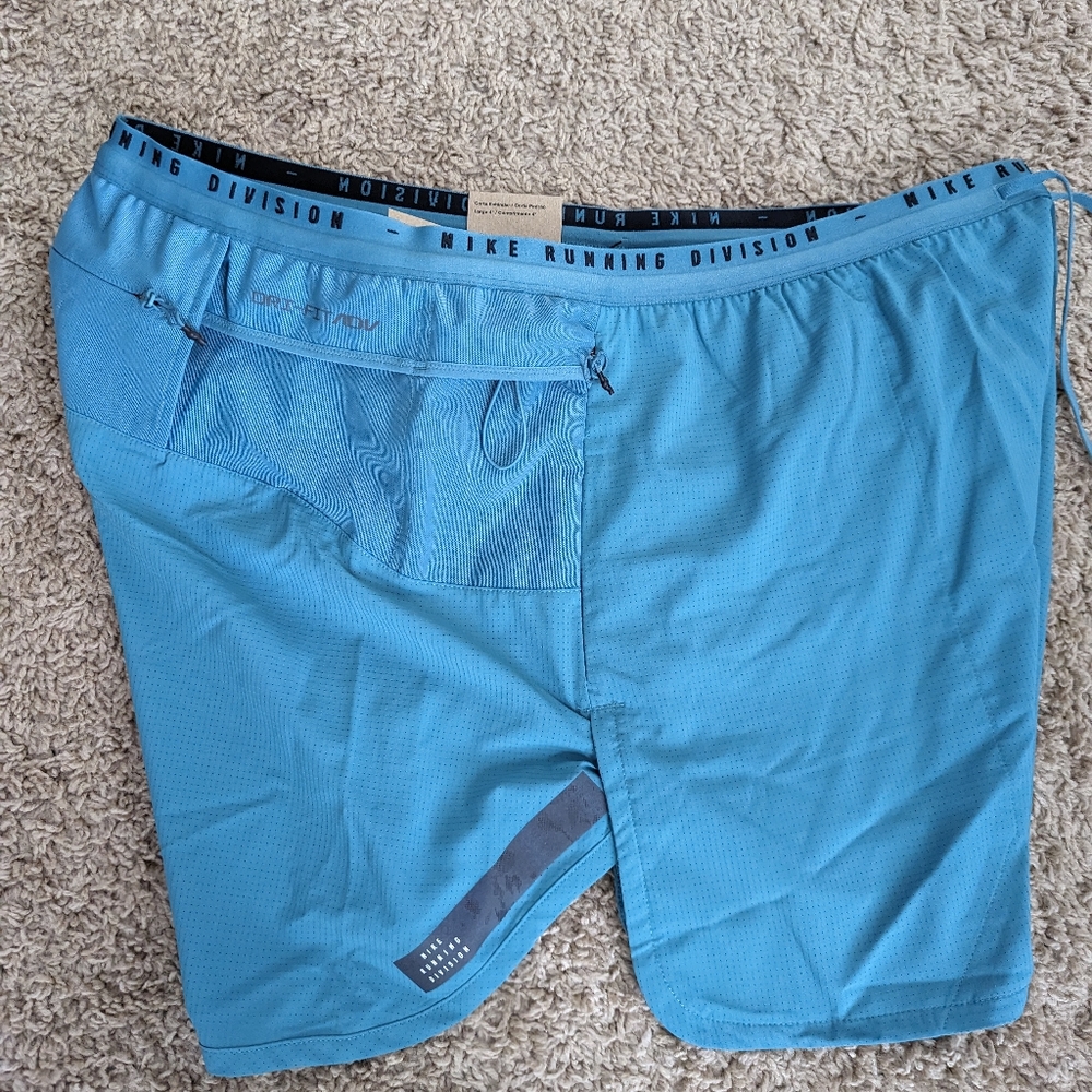 NIKE RUNNING DIVISION DRI-FIT ADV SHORTS